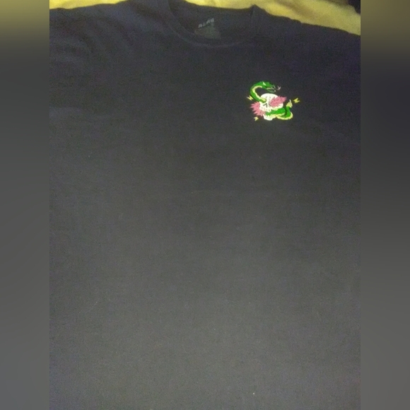 VINTAGE GRAPHIC T-SHIRT "LOCALS ONLY" SKULL & ALLIGATOR  SZ. XL - Picture 3 of 6